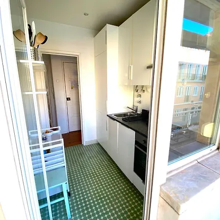 Sunny With A Balcony Apartment Lissabon