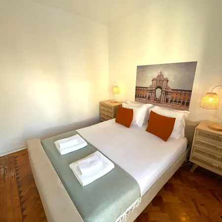 Sunny With A Balcony Lissabon