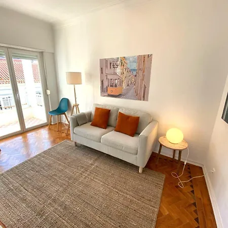 Sunny With A Balcony Лісабон